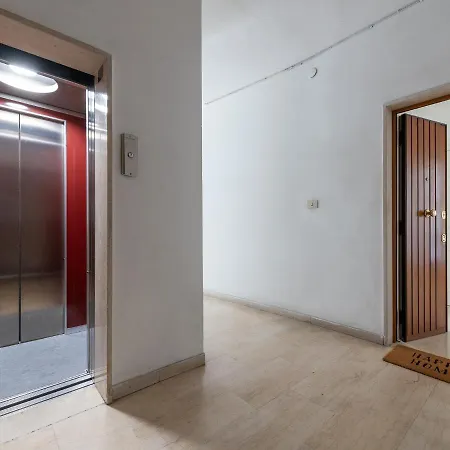 On Shopping Street Apartment *